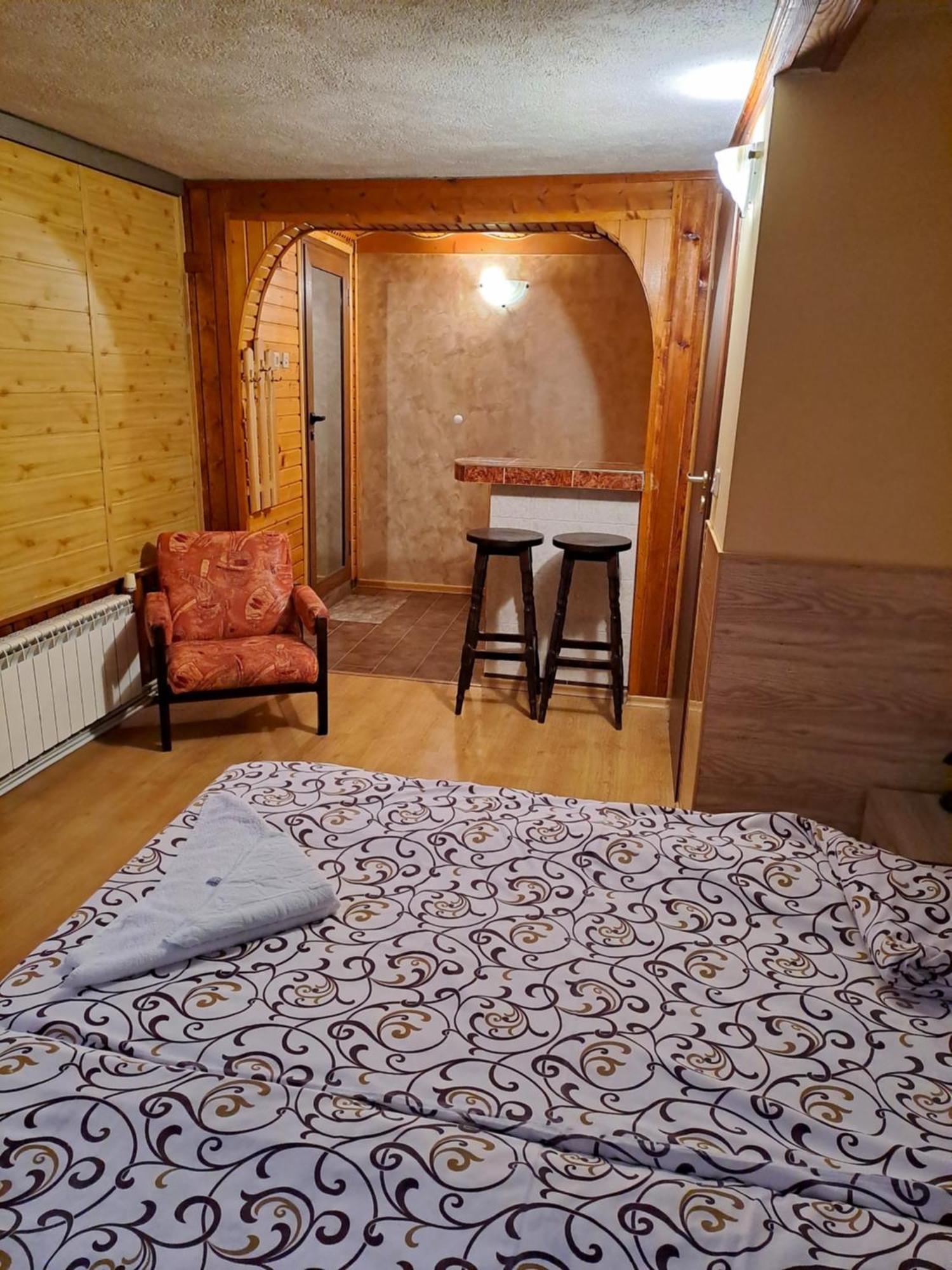 Kovacha Guest House Raduil Екстер'єр фото