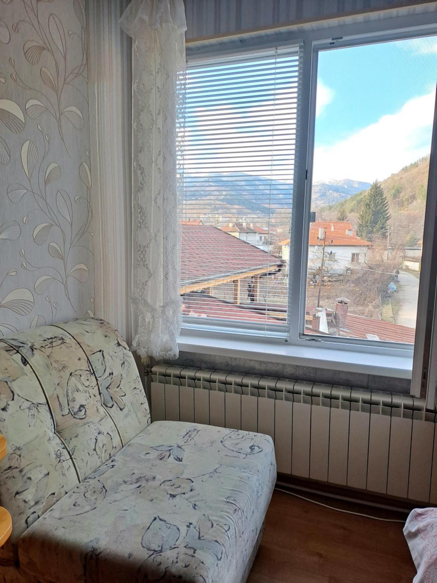Kovacha Guest House Raduil Екстер'єр фото