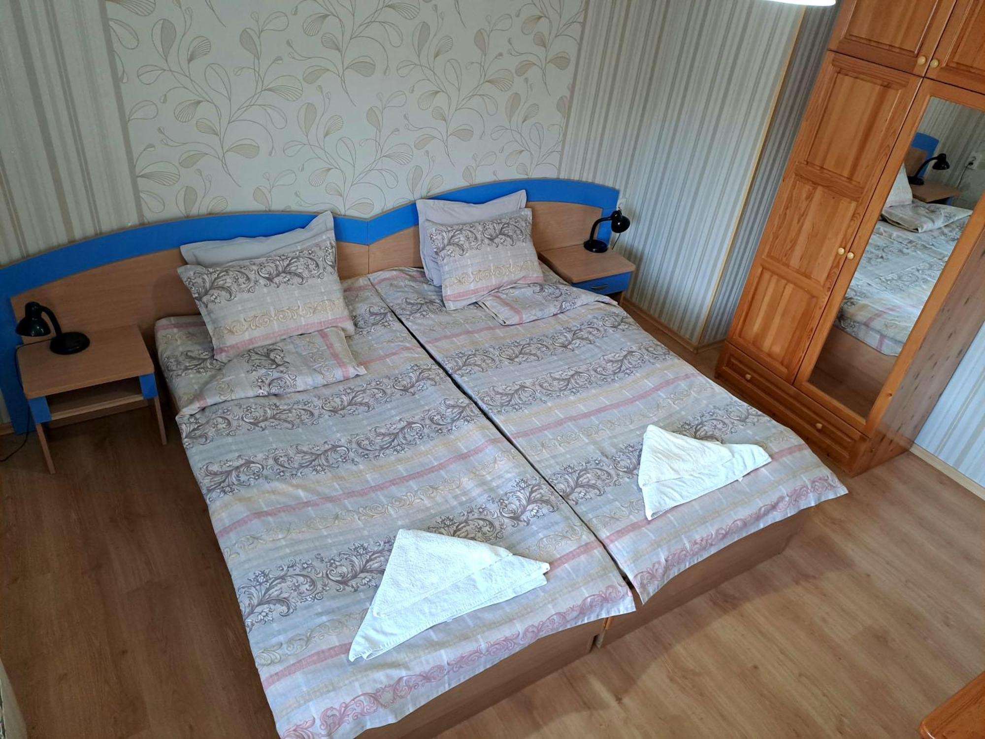 Kovacha Guest House Raduil Екстер'єр фото